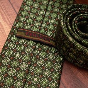 FERRUCI Geometric Pattern Tie (green)